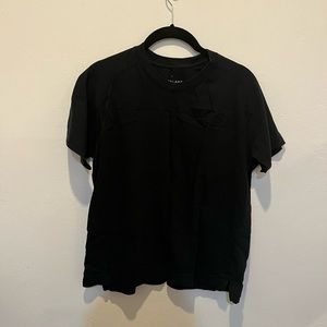 Everlane tshirt